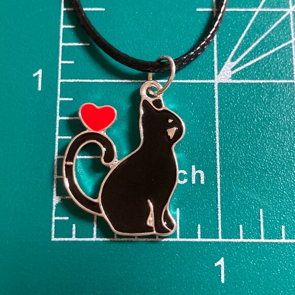 Black Cat Charm Pendant Necklace 16-18" Enamel Red Heart Halloween Cat Lady - Picture 6 of 8
